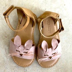 Old navy baby girl bunny sandals
